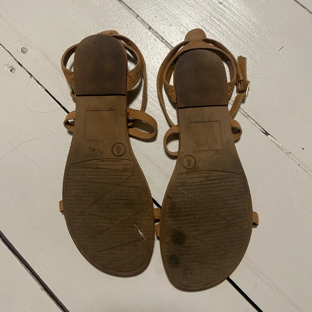 Cherokee Sandals - Picture 2 of 2